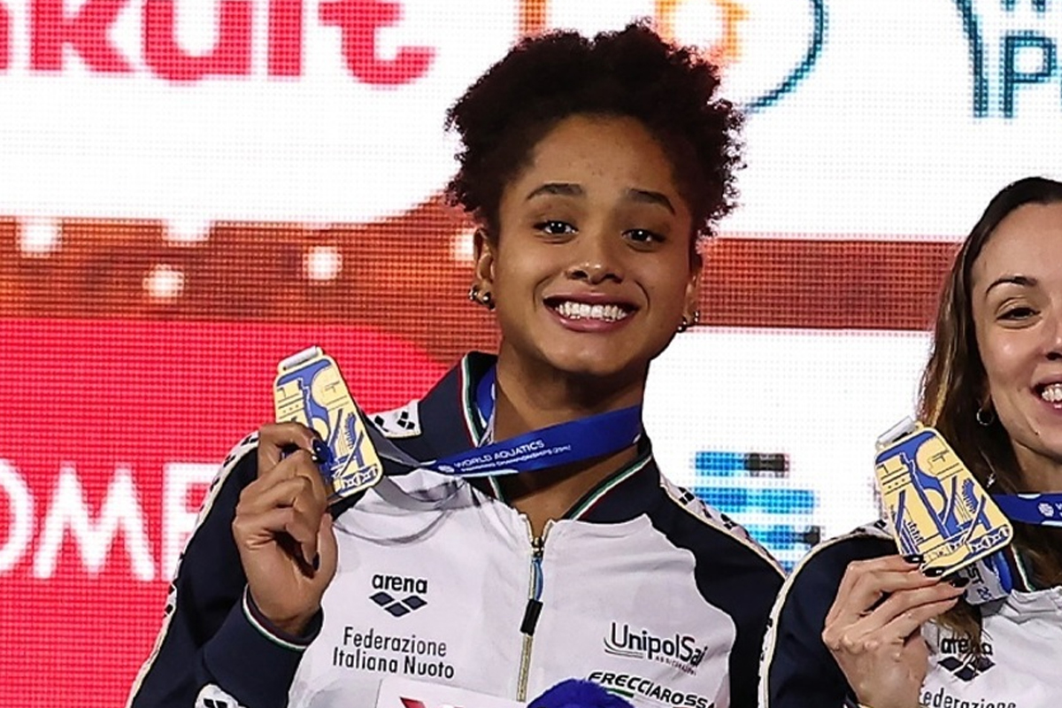 Sara Curtis Sara Curtis