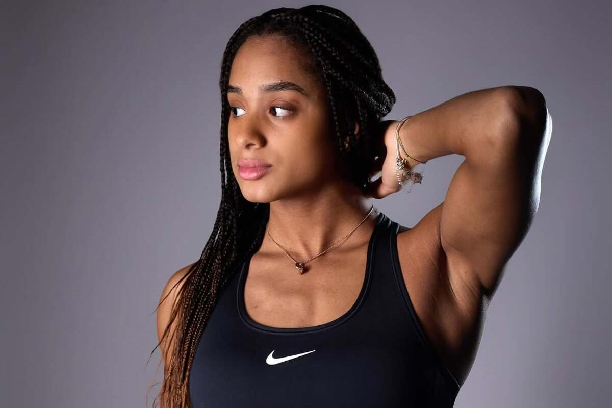 Sara Curtis Sara Curtis