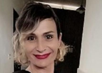 Chi è Simona Aiello, la prof trans candidata con FdI. "Donne si diventa"