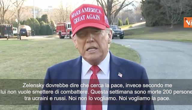 Donald Trump prima di partire per Mar-a-Lago.