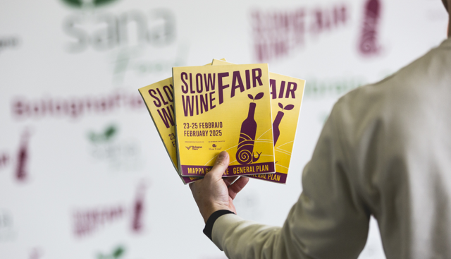 SostenibilitÃ , Slow Wine Fair 2025 lancia la Call to Action "Alleggeriamo le nostre bottiglie"