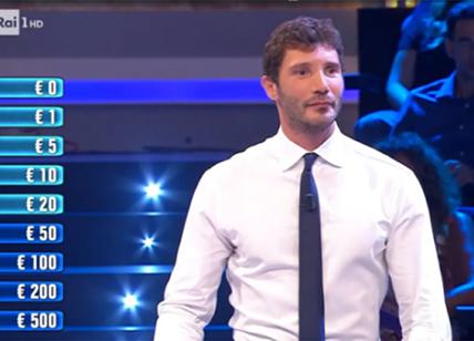 Ascolti tv: Stefano De Martino show, da Affari Tuoi al prime time con Carlo Conti!