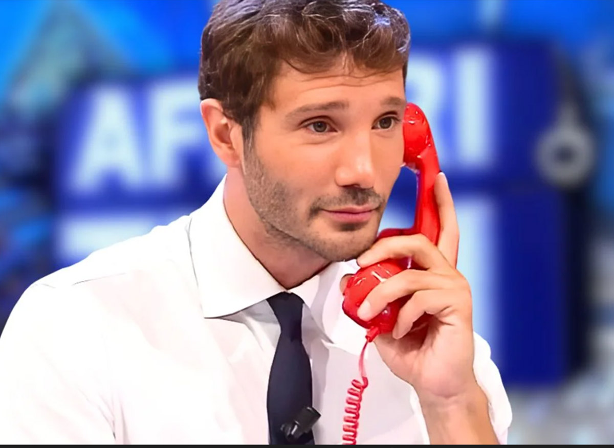 https://www.affaritaliani.it/static/upl2024/stef/0002/stefano-de-martino--.jpg