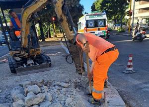 Roma: tangenti per lavori stradali, Gualtieri al contrattacco: il Comune nomina una commissione ispettiva per il controllo dell'asfalto