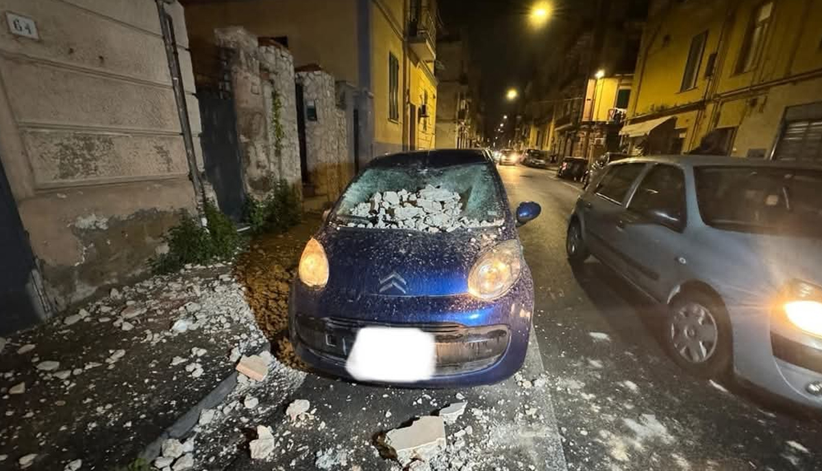 https://www.affaritaliani.it/static/upl2024/terr/0000/terremoto-ai-campi-flegrei.jpg