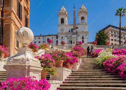 Trinità dei Monti, la Francia rivendica la proprietà della scalinata. Rampelli: “Ridateci la Gioconda”