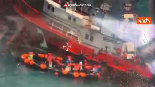 Motonave Audace rischia di affondare vicino a Grado, Guardia Costiera salva i 76 passeggeri