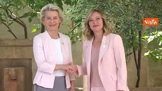 G7, Meloni accoglie Ursula von der Leyen
