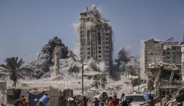 Medio Oriente, coloni israeliani assaltano la moschea Al-Aqsa a Gerusalemme. Hamas consegna il corpo di un altro ostaggio