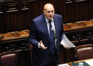 Dl Ucraina, il governo pone la fiducia alla Camera. I vannacciani: "Salvini schiacciato dalle sue contraddizioni" Dl Ucraina, il governo pone la fiducia alla Camera. I vannacciani: "Salvini schiacciato dalle sue contraddizioni"