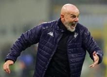 Fiorentina, Pioli esonerato e Galloppa ad interim. Nuovo allenatore, chi è il mister in pole position Fiorentina, Pioli esonerato e Galloppa ad interim. Nuovo allenatore, chi è il mister in pole position