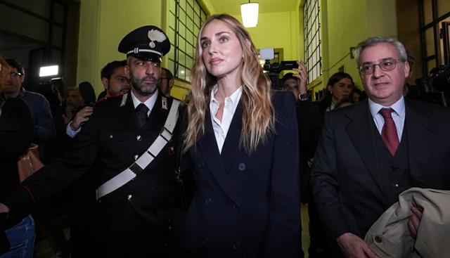 Pandoro-gate, i pm chiedono un anno e otto mesi per Chiara Ferragni. Lei in aula: "Abbiamo fatto tutto in buona fede"