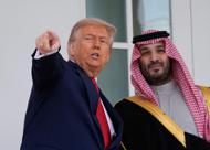 Trump riceve il principe ereditario Mohammad bin Salman, l'Arabia Saudita promette mille miliardi di investimenti negli Usa Trump riceve il principe ereditario Mohammad bin Salman, l'Arabia Saudita promette mille miliardi di investimenti negli Usa