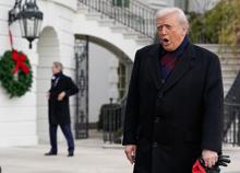 L'annuncio di Trump: "Costruiremo a Washington un arco di trionfo. Spazzerà via quello di Parigi, sarà molto meglio" L'annuncio di Trump: "Costruiremo a Washington un arco di trionfo. Spazzerà via quello di Parigi, sarà molto meglio"