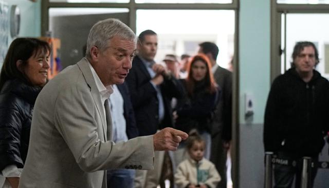 Cile, trionfa l'estrema destra, Kast eletto presidente: "Mi ispiro a Pinochet". La campagna elettorale in stile Trump