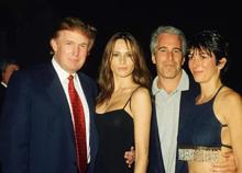 Epstein, il giorno del giudizio sui file secretati: tremano in tanti. Ma Trump ha ancora un "asso nella manica" Epstein, il giorno del giudizio sui file secretati: tremano in tanti. Ma Trump ha ancora un "asso nella manica"
