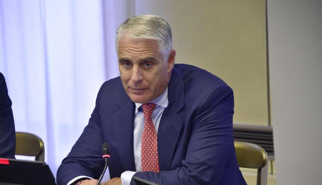 Andrea Orcel alla guida di UniCredit fino al 2030? Ecco cosa ha dichiarato l'Ad sul futuro della banca