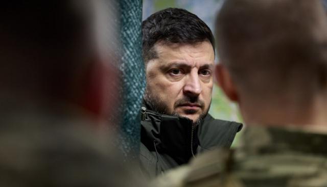 "Elezioni in Ucraina? Improbabili per almeno tre motivi. Zelensky è una pedina nelle mani di Trump"