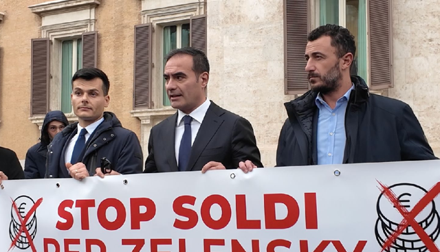 Armi per Kiev, la Camera approva la fiducia: 207 sì, 119 no e 4 astenuti. Vannacci: "Sappiamo da che parte stare"