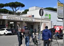 Muore il piccolo Domenico a Napoli: per i 6 sanitari indagati l’accusa diventa omicidio colposo. Nas al Monaldi e autopsia in arrivo Muore il piccolo Domenico a Napoli: per i 6 sanitari indagati l’accusa diventa omicidio colposo. Nas al Monaldi e autopsia in arrivo