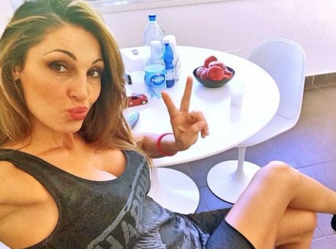 anna tatangelo 1