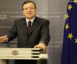 Commissione Ue, Juncker vuole inasprire le regole dopo il caso Barroso